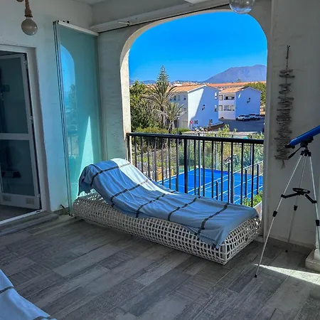 Apartment Luxurious 3 Bedroom Beachfront *